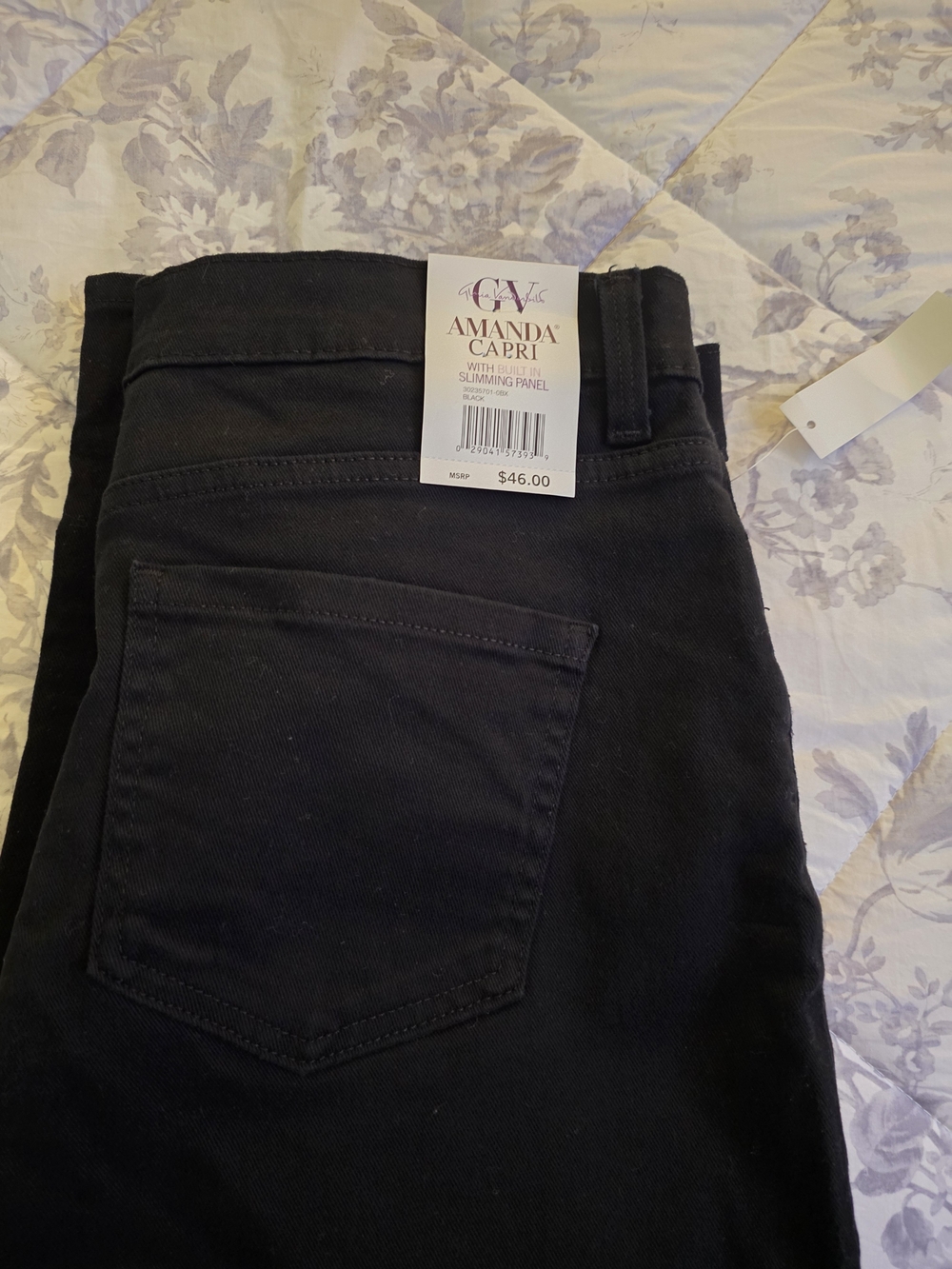 Gloria Vanderbilt Amanda Capri Ankle Pants in Black